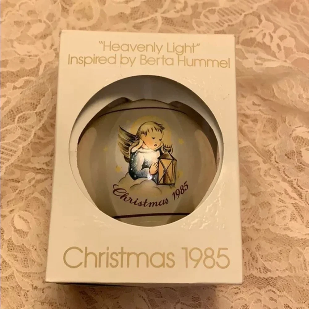 1985 Schmid Christmas Ornament Heavenly Light Sister Berta Hummel new collected
